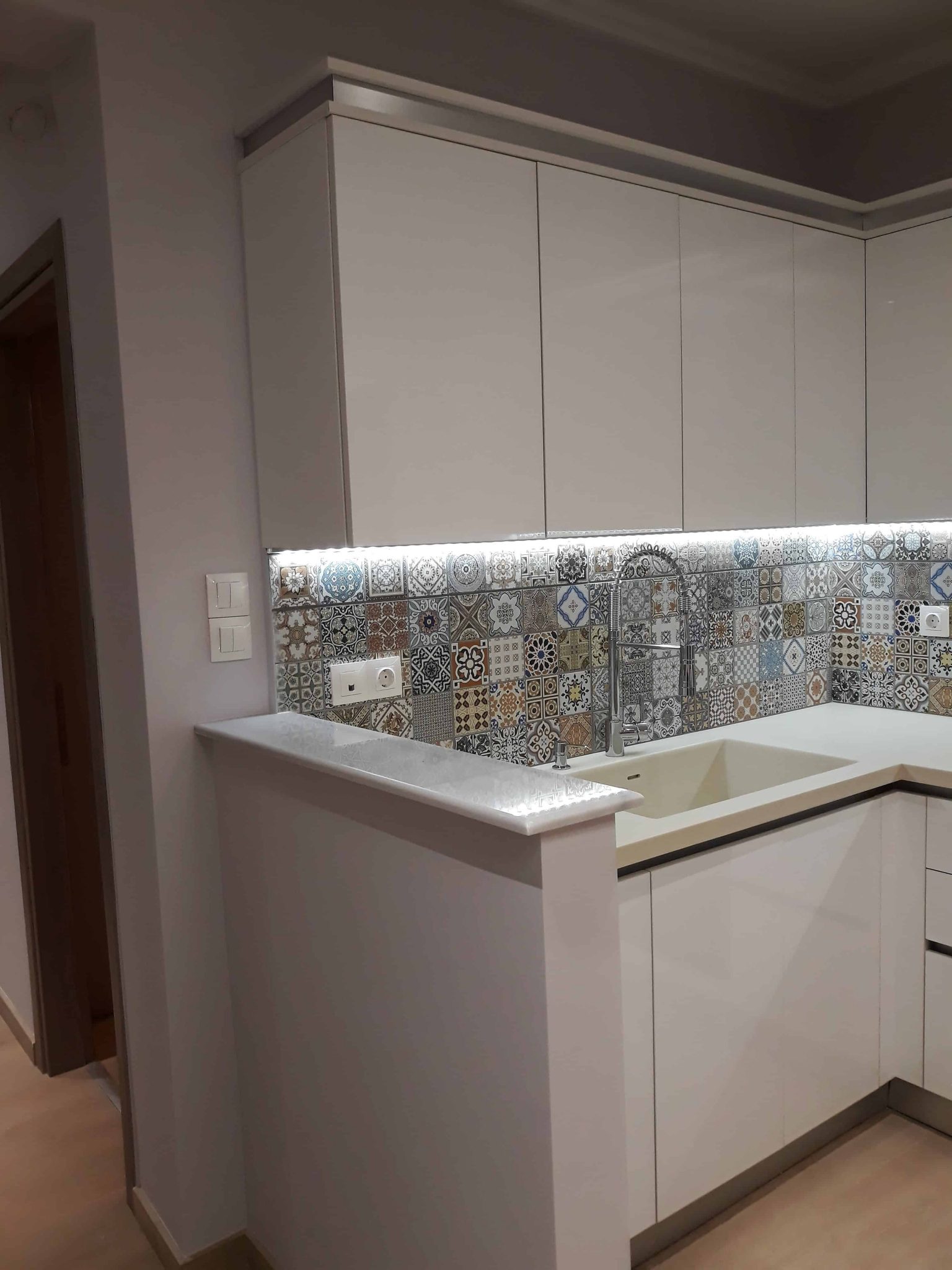 Ανακαίνιση Διαμερίσματος στο Παγκράτι - Κουζίνα - Πάγκος