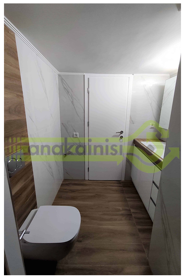 ΑΝΑΚΑΙΝΙΣΗ ΕΛΛΗΝΟΡΩΣΩΝ 10 ανακαινιση σε μπανιο με κρεμαστη λεκανη και πλακακια σε σχημα ξυλου