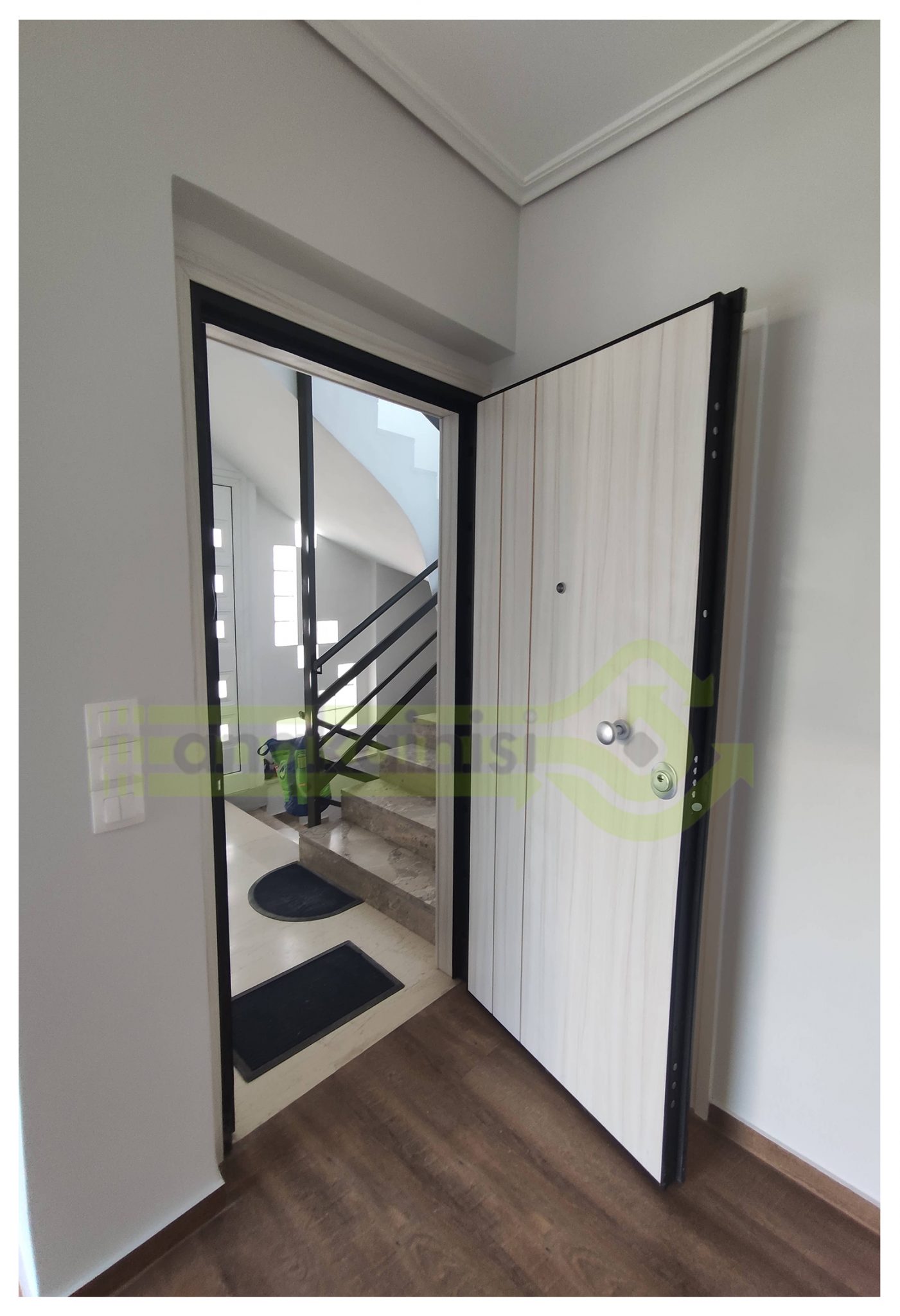 Ανακαινιση Αγια Παρασκευη (1α) πορτα ασφαλειας