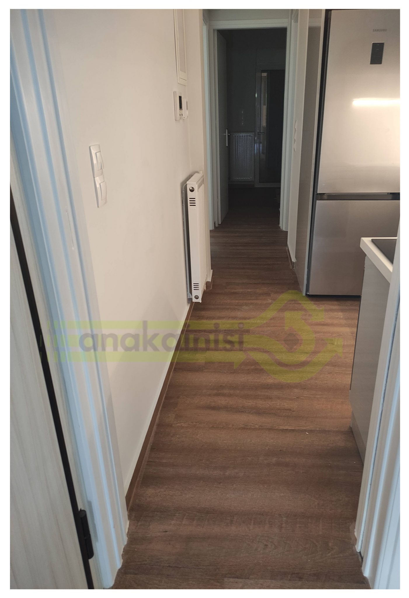 Ανακαινιση Αγια Παρασκευη (7) χολ προς κουζίνα πατώμα πλακάκια με μορφή και σχήμα ξύλου