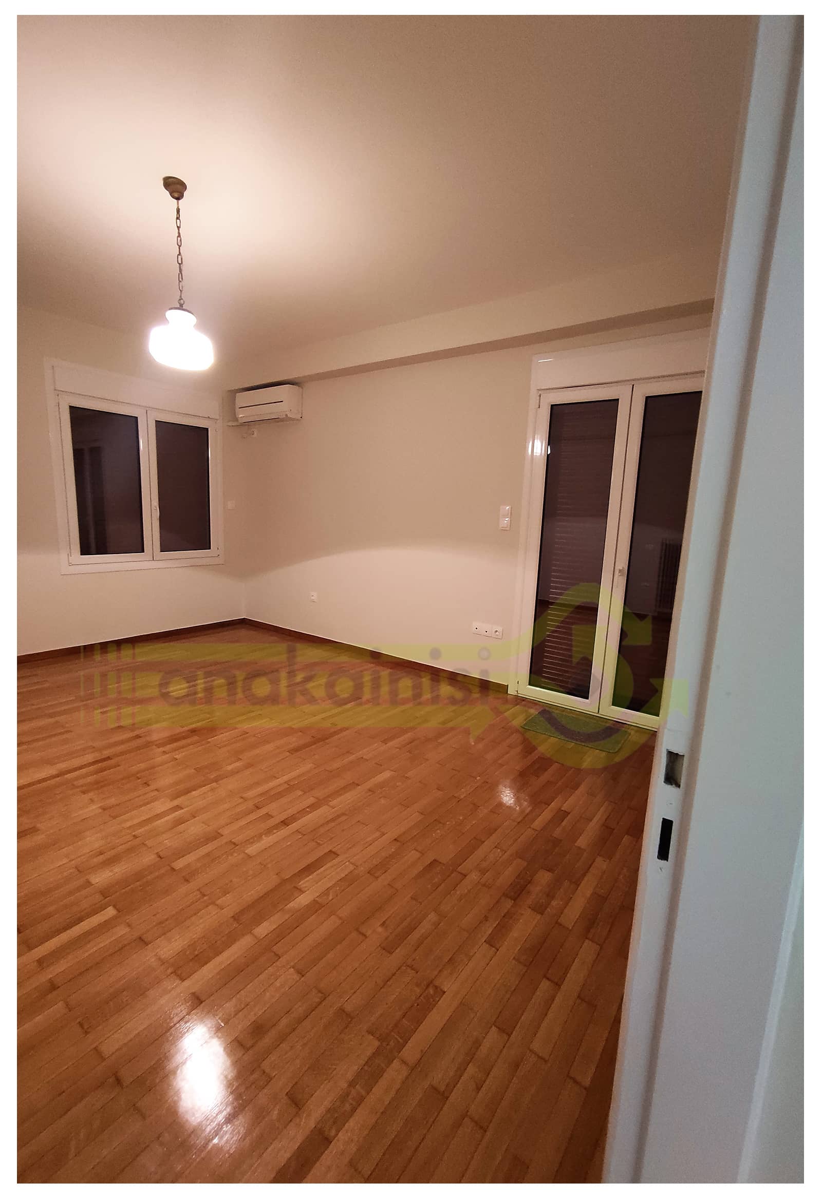 Ανακαινιση_Χαλανδρι_3 Γυάλισμα Ξύλινου Πατώματος - Βάψιμο Τοίχων